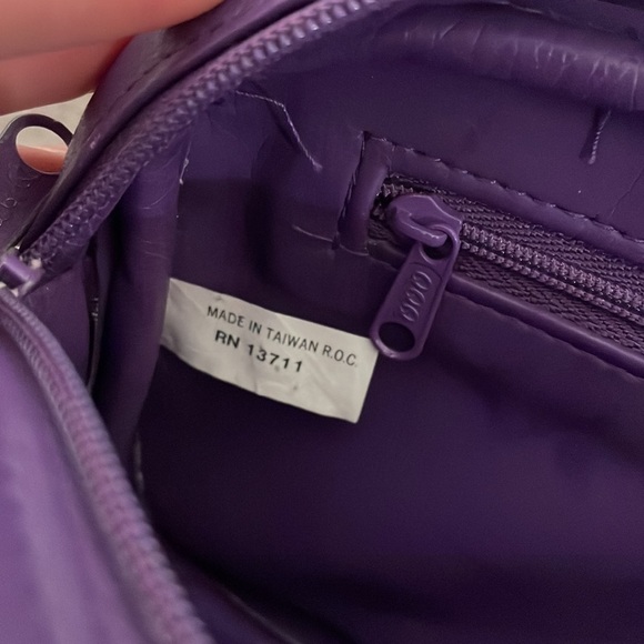 Purple Purse - Picture 4 of 9